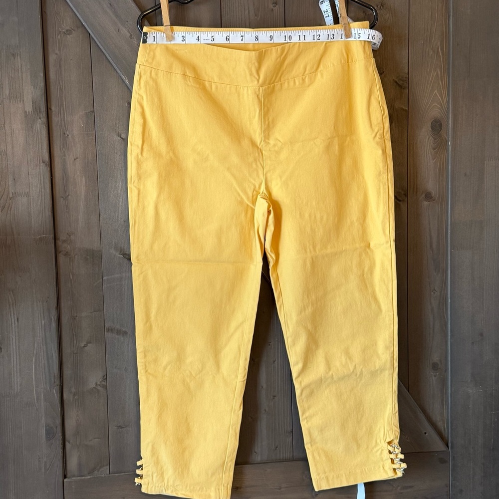 GG Collection Sunny Yellow Cropped Pants